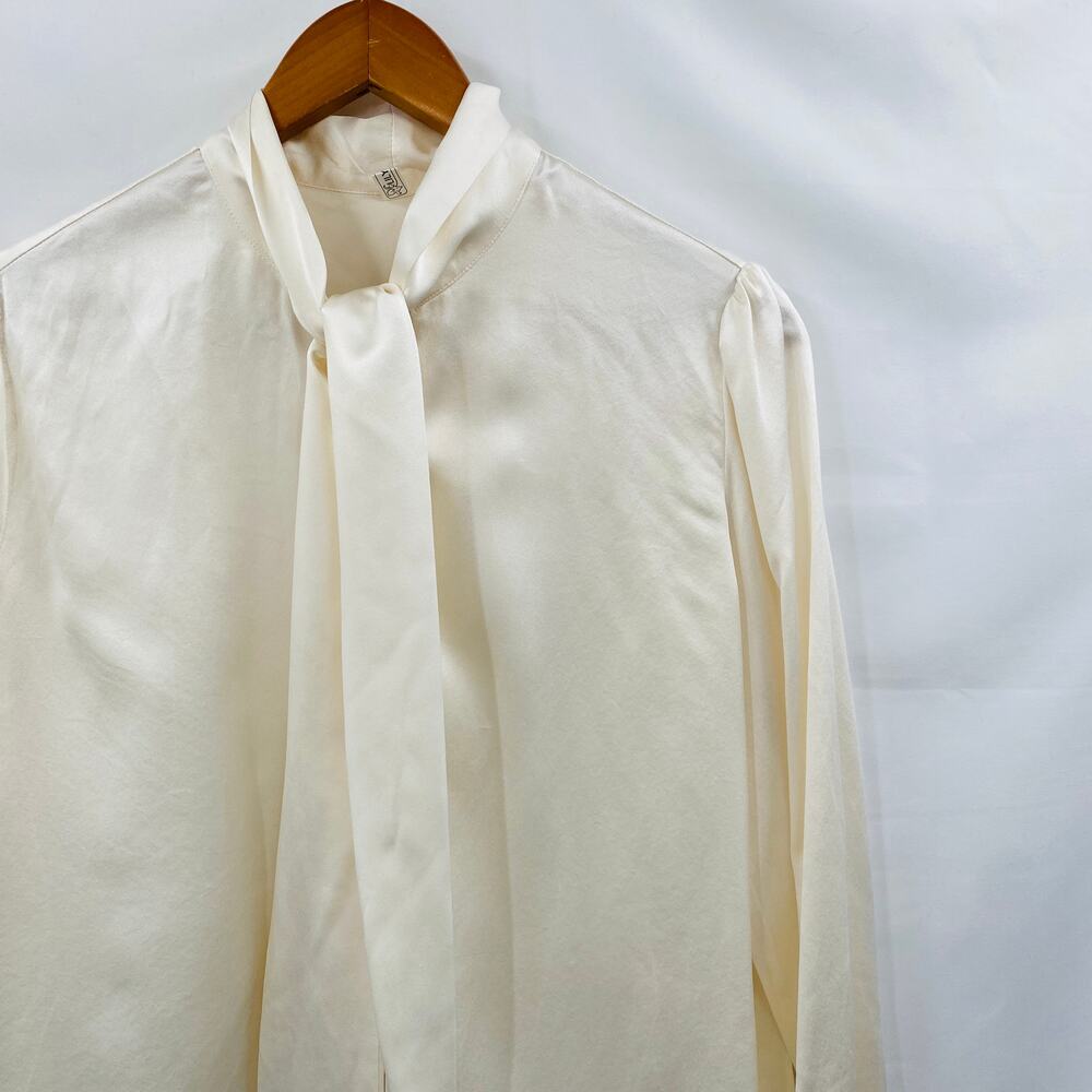 LilySilk M Women Bow-tie Neck Silk Blouse - Picture 4 of 16